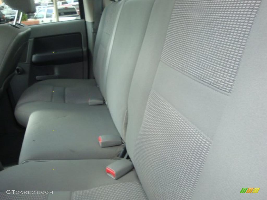 2007 Ram 1500 ST Quad Cab 4x4 - Brilliant Black Crystal Pearl / Medium Slate Gray photo #8