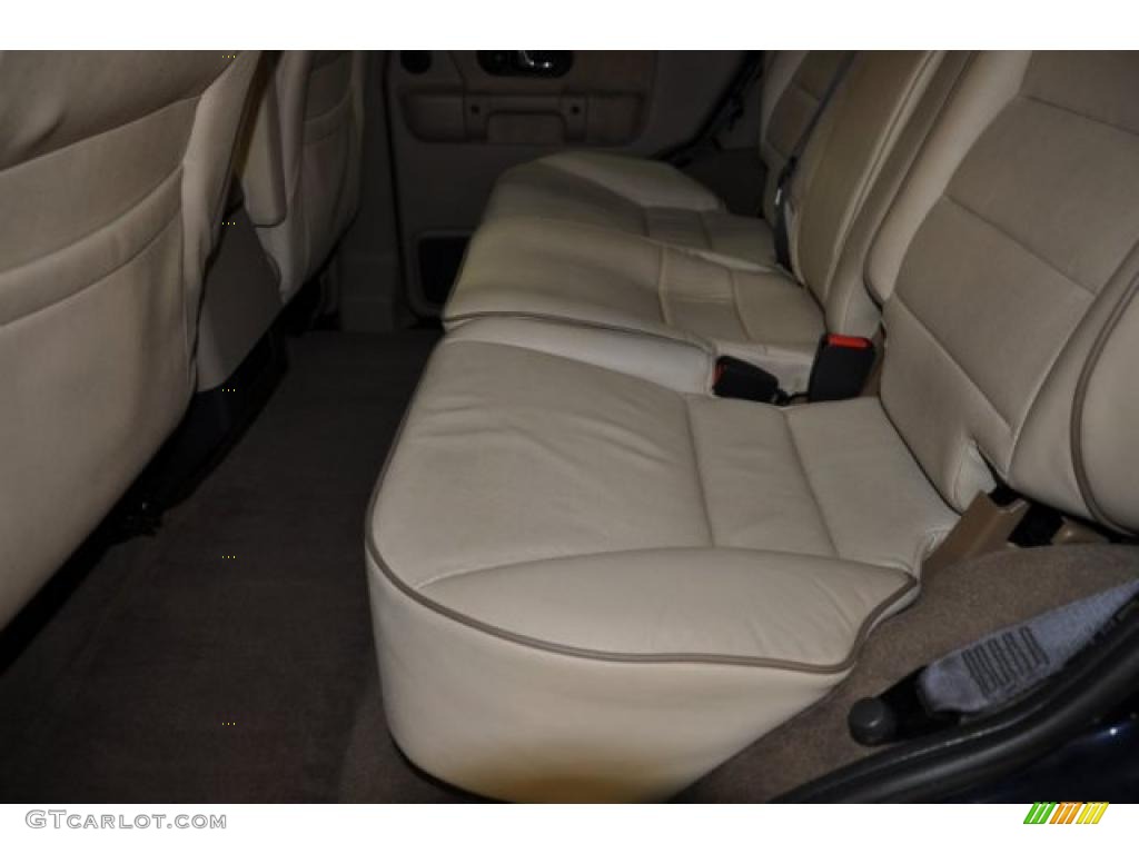 2002 Discovery II SE - Oslo Blue Metallic / Bahama Beige photo #13