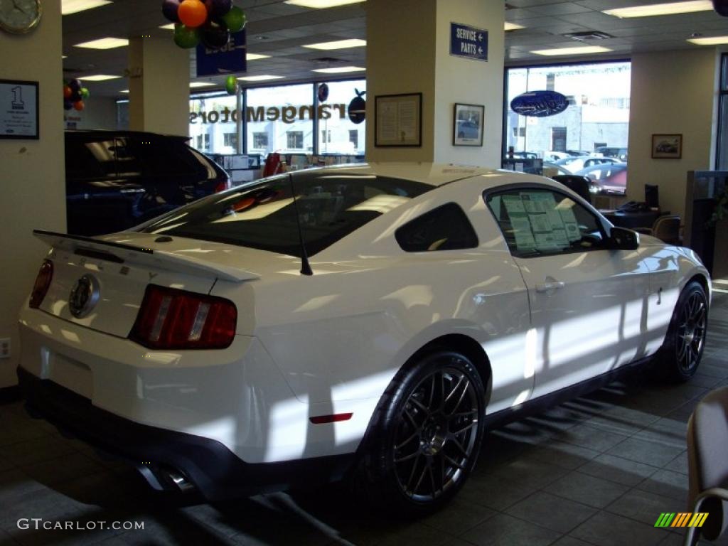 2011 Mustang Shelby GT500 SVT Performance Package Coupe - Performance White / Charcoal Black/Black photo #6