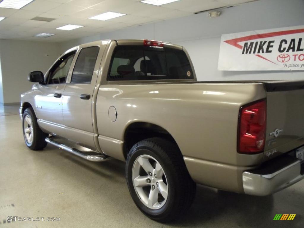 2008 Ram 1500 Lone Star Edition Quad Cab - Light Khaki Metallic / Khaki photo #5