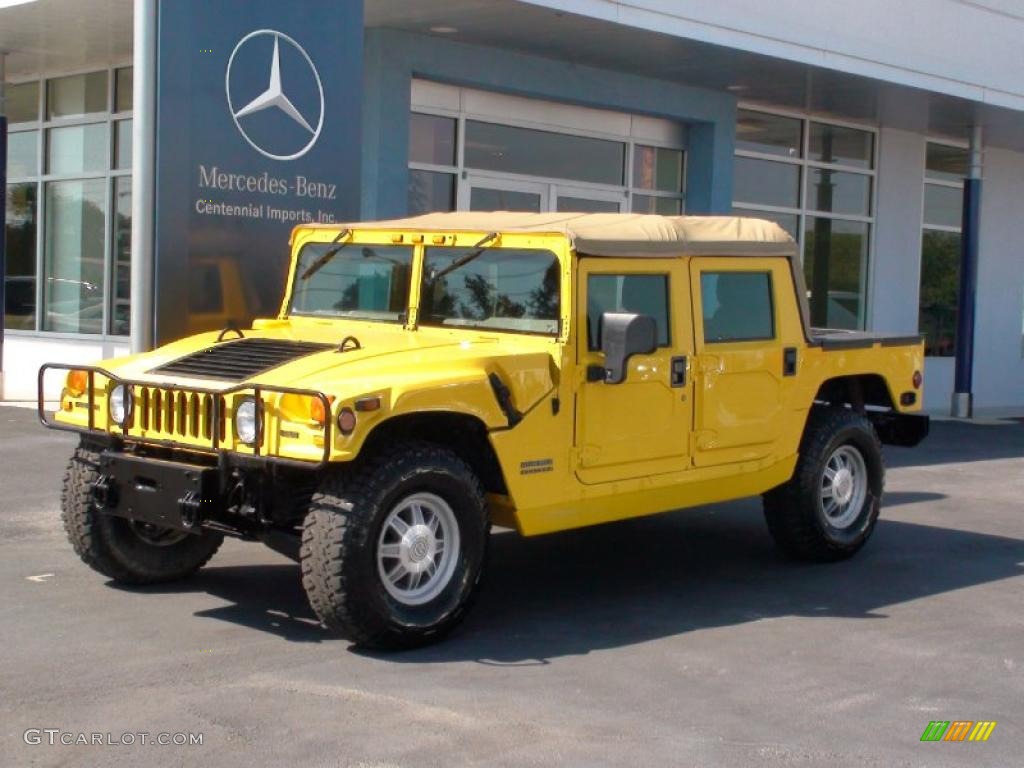 Competition Yellow Hummer H1