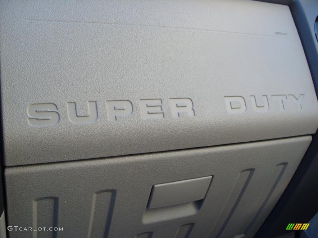 2010 F350 Super Duty XL Regular Cab Chassis - Oxford White / Medium Stone photo #21