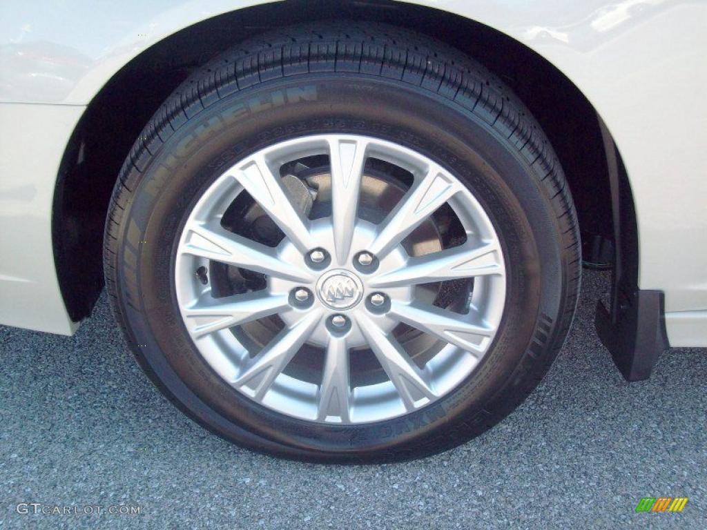 2011 Buick Lucerne CX Wheel Photo #37842043