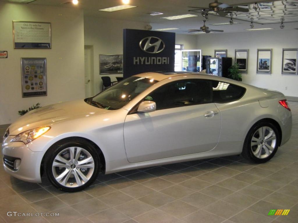 2011 Genesis Coupe 3.8 - Silverstone / Black Leather photo #1