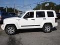 Stone White - Liberty Sport 4x4 Photo No. 9