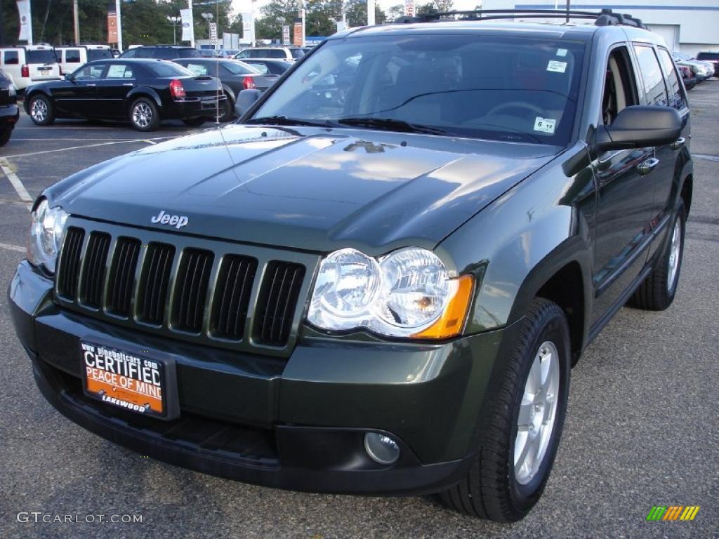 2008 Grand Cherokee Laredo 4x4 - Jeep Green Metallic / Dark Slate Gray photo #1