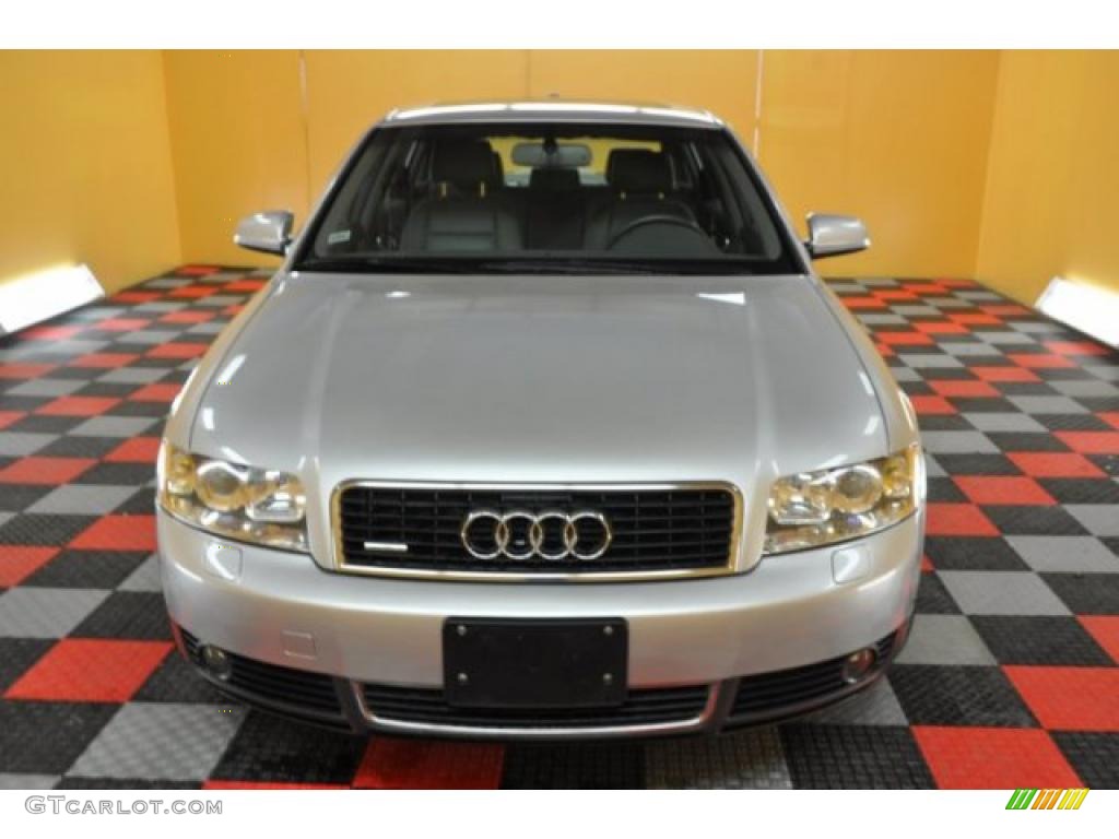 2004 A4 3.0 quattro Sedan - Light Silver Metallic / Platinum photo #2