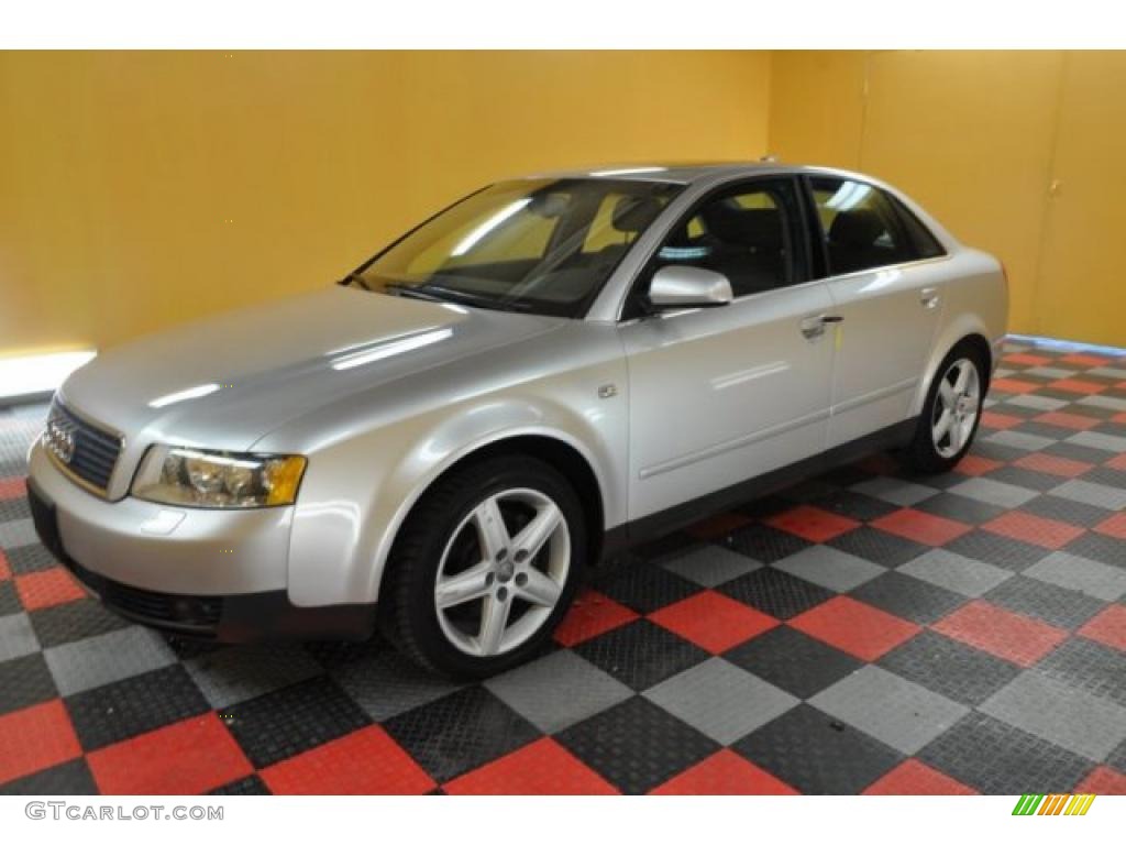 2004 A4 3.0 quattro Sedan - Light Silver Metallic / Platinum photo #3