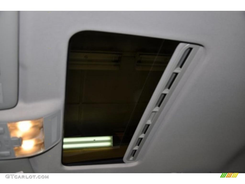 2004 A4 3.0 quattro Sedan - Light Silver Metallic / Platinum photo #10