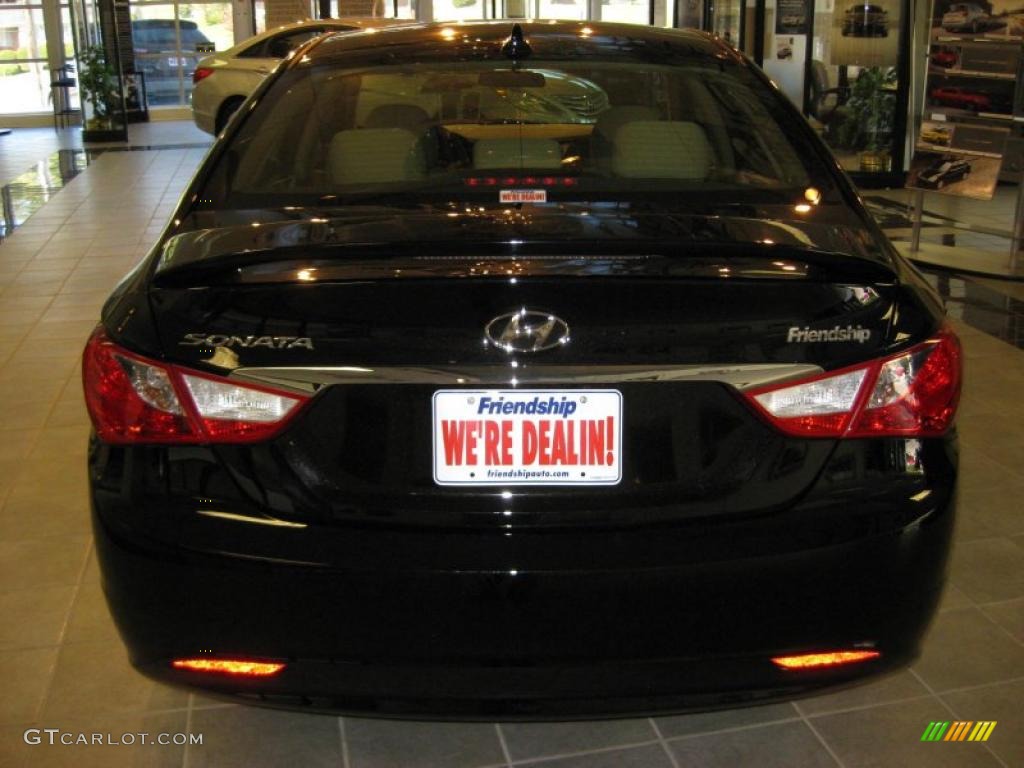 2011 Sonata GLS - Midnight Black / Camel photo #7