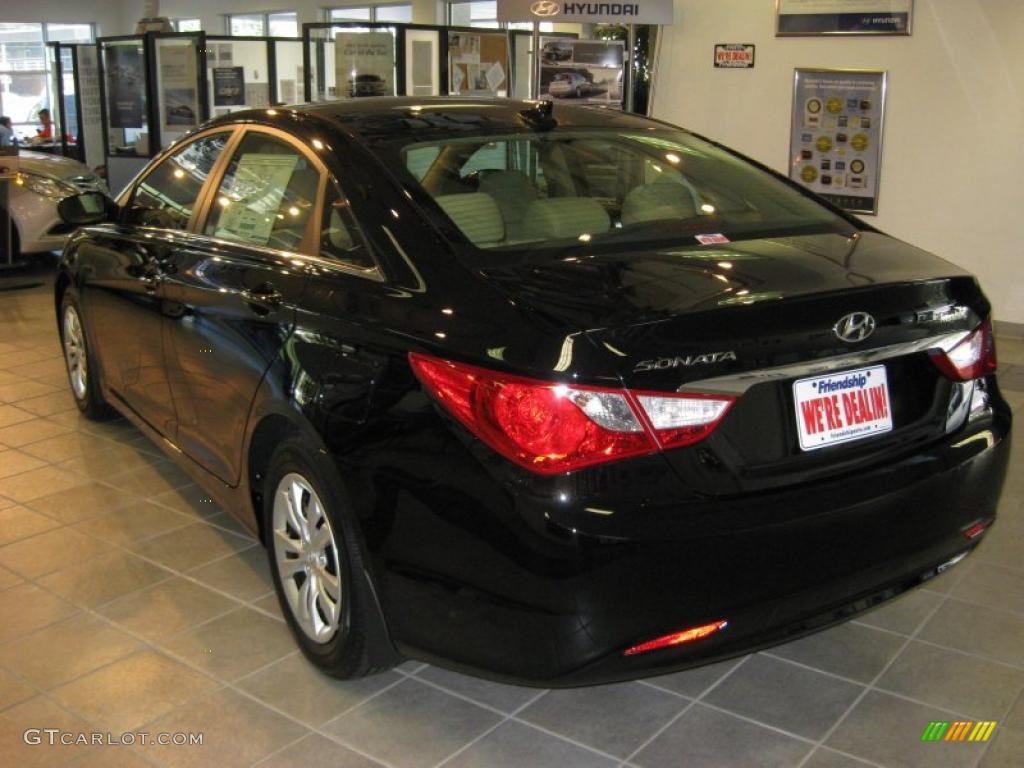 2011 Sonata GLS - Midnight Black / Camel photo #8