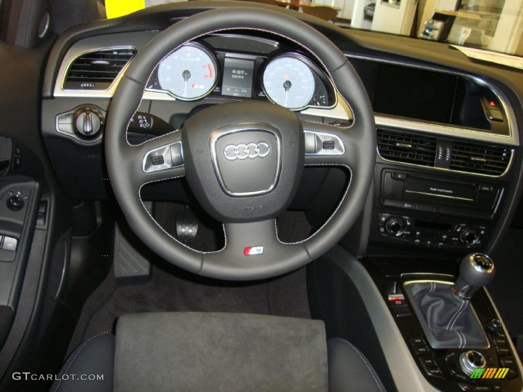 2011 Audi S5 4.2 FSI quattro Coupe Black Silk Nappa Leather/Alcantara Steering Wheel Photo #37846239