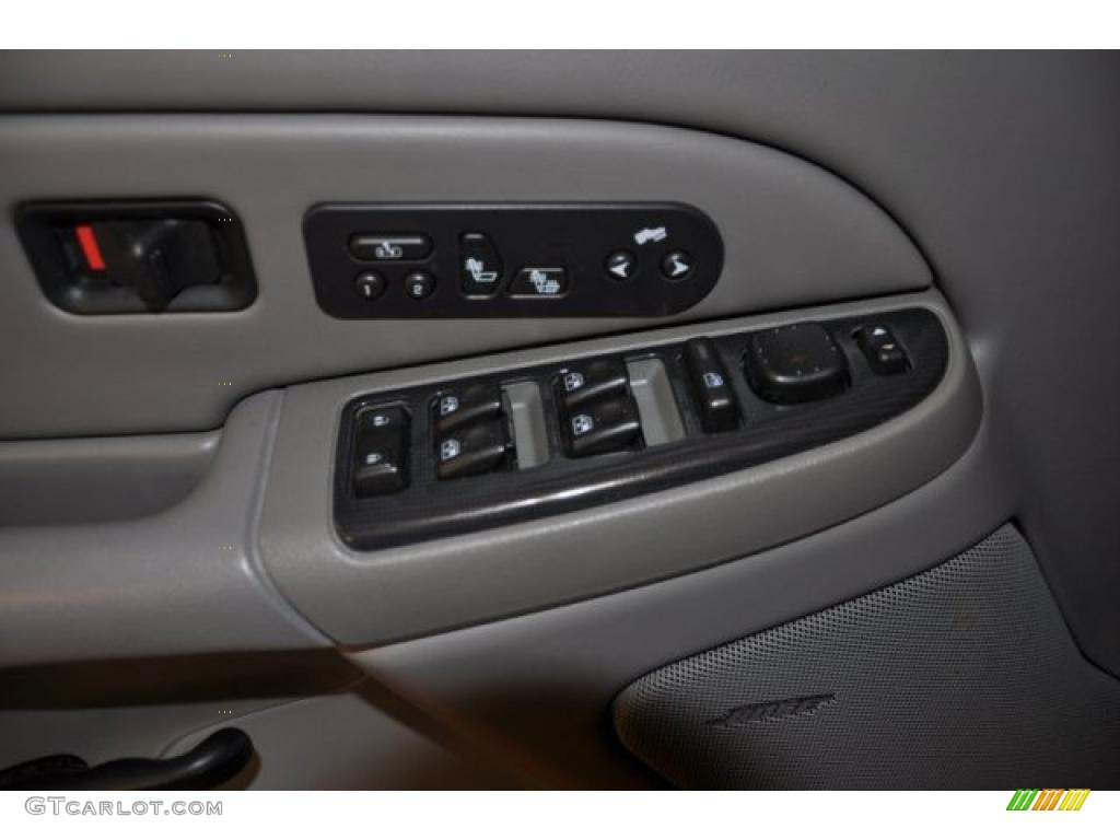 2006 Suburban LTZ 1500 4x4 - Silver Birch Metallic / Gray/Dark Charcoal photo #12