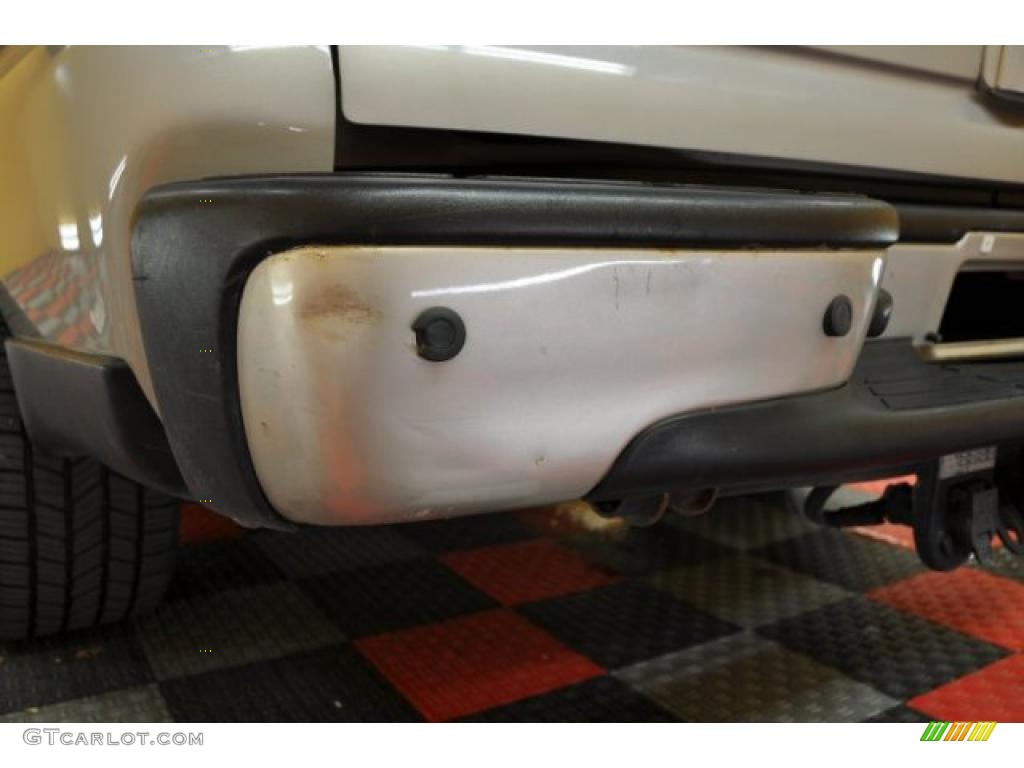 2006 Suburban LTZ 1500 4x4 - Silver Birch Metallic / Gray/Dark Charcoal photo #22