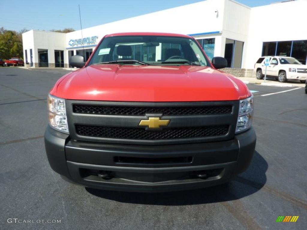 2011 Silverado 1500 Regular Cab 4x4 - Victory Red / Dark Titanium photo #2