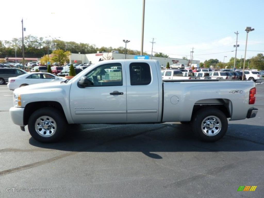 2011 Silverado 1500 LT Extended Cab 4x4 - Sheer Silver Metallic / Ebony photo #4