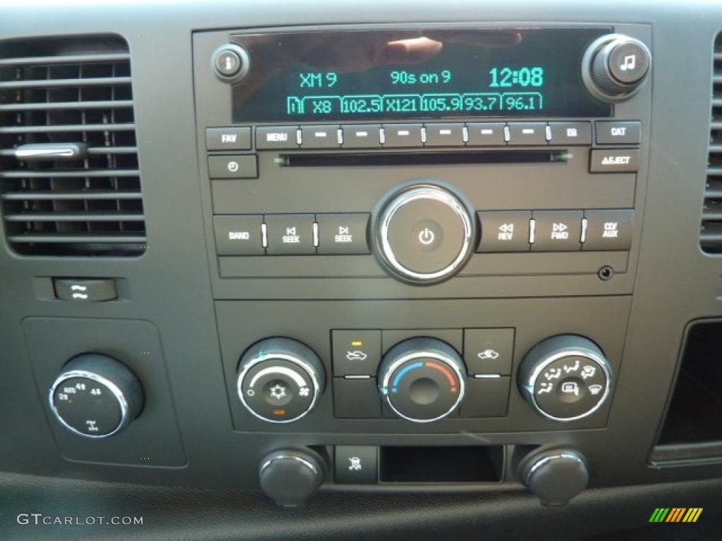 2011 Silverado 1500 LT Extended Cab 4x4 - Sheer Silver Metallic / Ebony photo #18