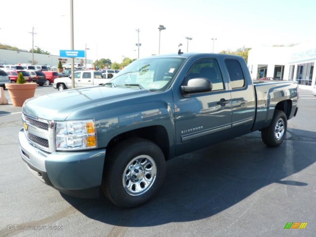 2011 Silverado 1500 LS Extended Cab 4x4 - Blue Granite Metallic / Dark Titanium photo #3