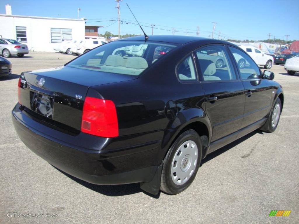 2000 Passat GLS V6 Sedan - Black Magic / Grey photo #8