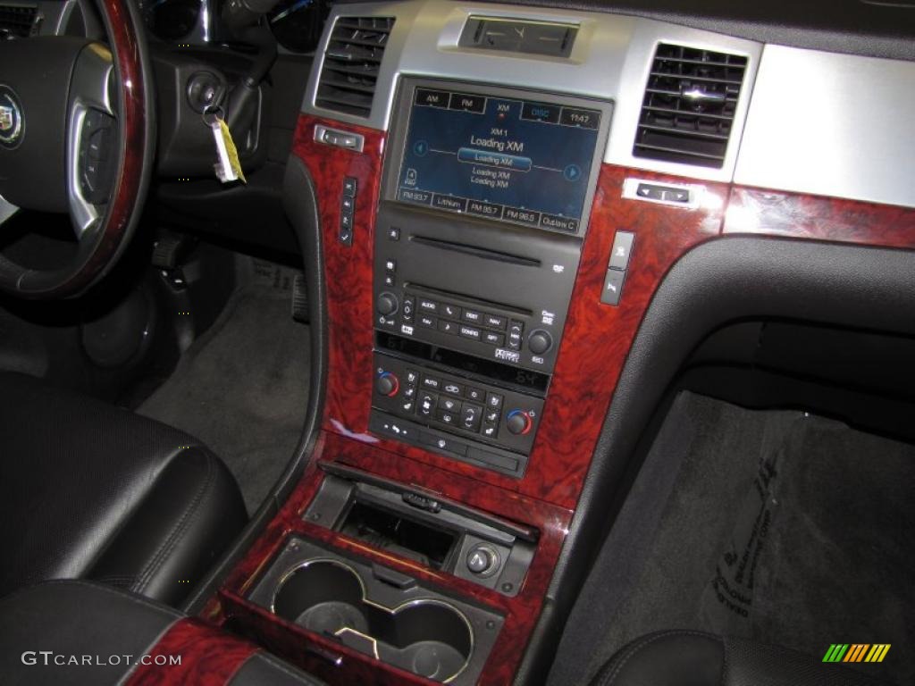 2008 Cadillac Escalade EXT AWD Controls Photo #37853031