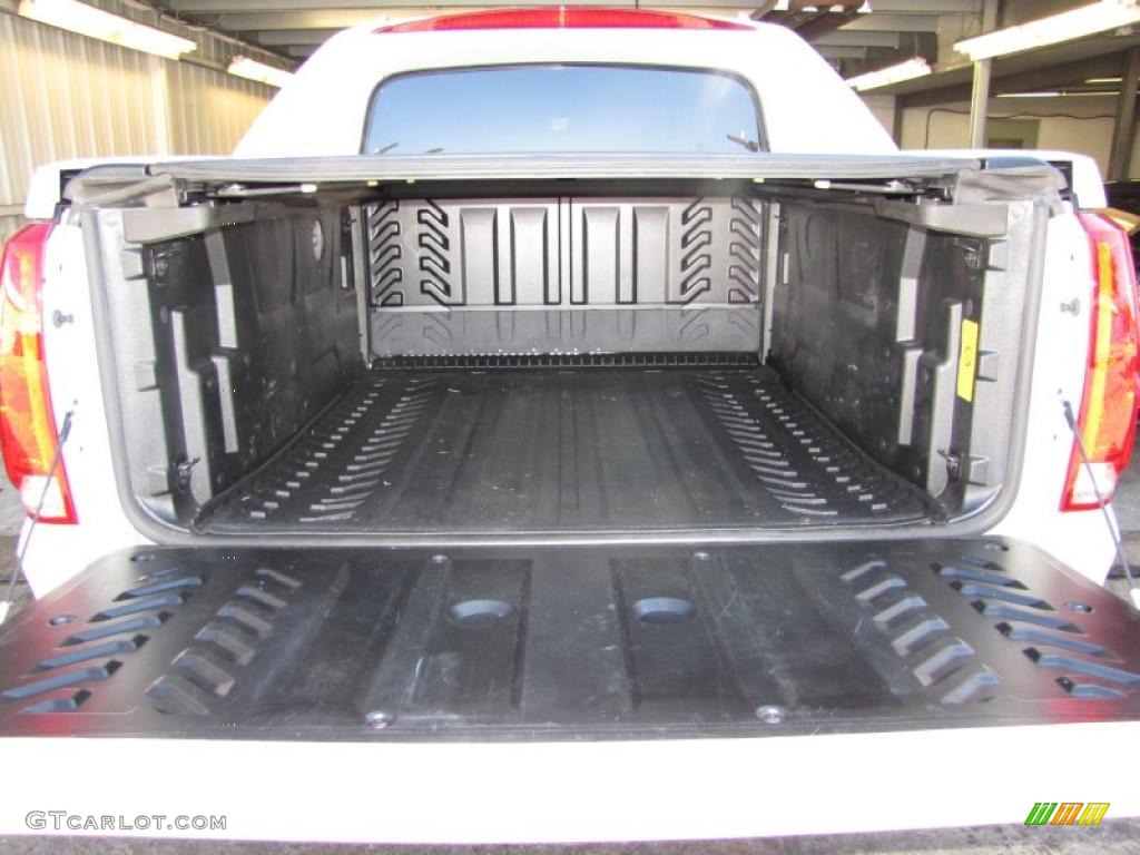 2008 Cadillac Escalade EXT AWD Trunk Photo #37853087