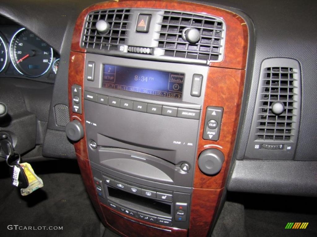 2007 Cadillac CTS Sedan Controls Photo #37853711