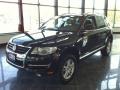 Black Uni - Touareg 2 VR6 Photo No. 2