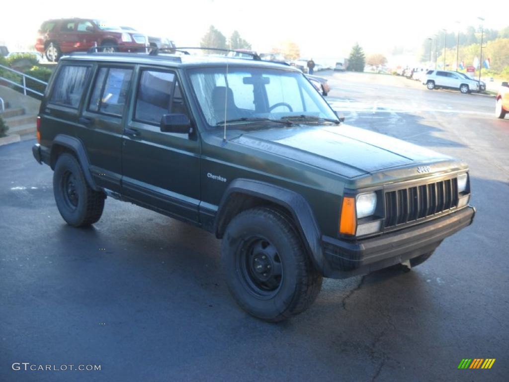 1996 Cherokee SE 4WD - Moss Green Pearl / Gray photo #2