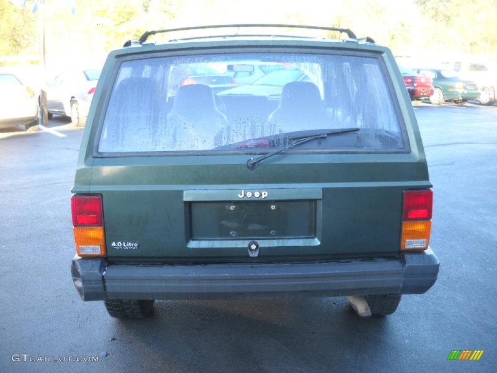 1996 Cherokee SE 4WD - Moss Green Pearl / Gray photo #11