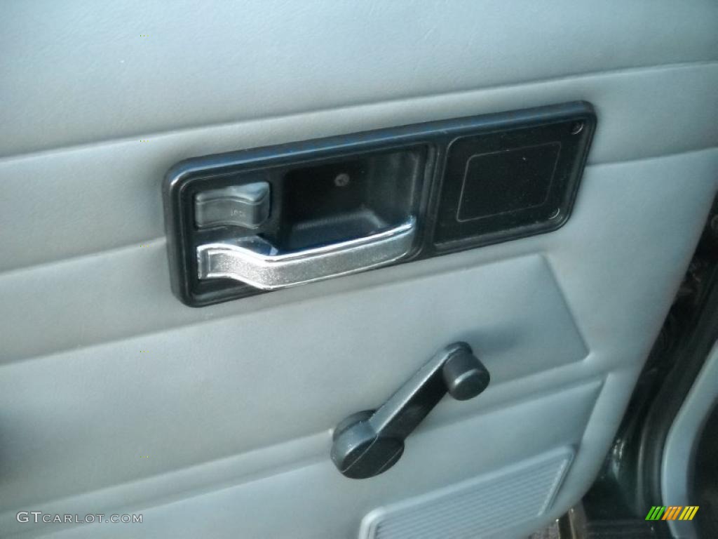 1996 Cherokee SE 4WD - Moss Green Pearl / Gray photo #16