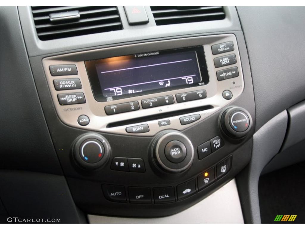 2007 Honda Accord EX-L V6 Sedan Controls Photo #37867256