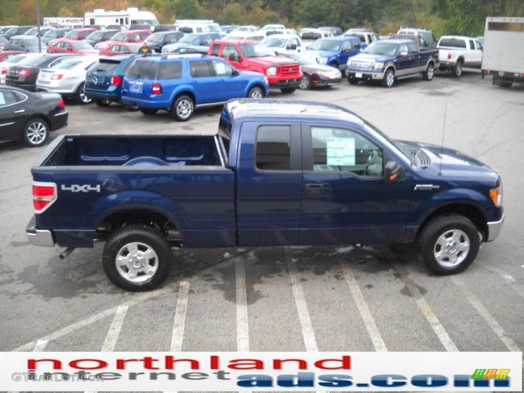 2010 F150 XLT SuperCab 4x4 - Dark Blue Pearl Metallic / Medium Stone photo #5