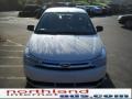 White Suede - Focus SE Sedan Photo No. 3