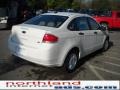 White Suede - Focus SE Sedan Photo No. 6