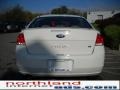 White Suede - Focus SE Sedan Photo No. 7