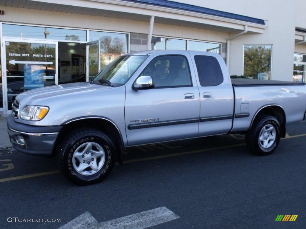 2000 Tundra SR5 Extended Cab 4x4 - Platinum Metallic / Light Charcoal photo #2