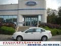 White Suede - Focus SE Sedan Photo No. 1