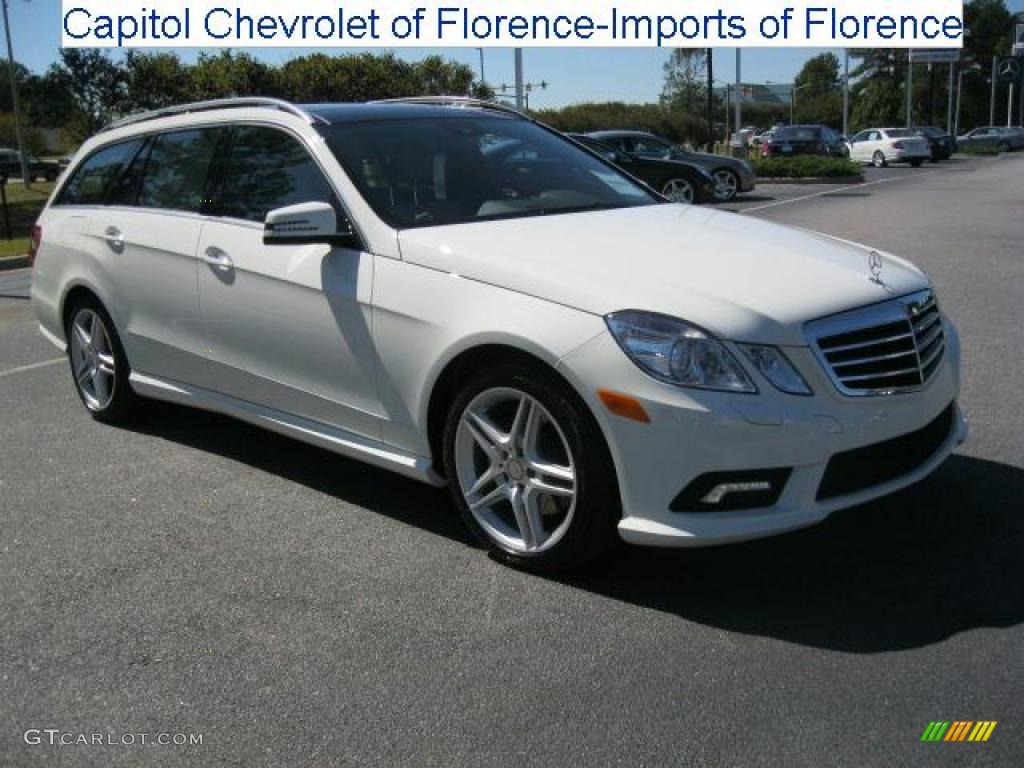 2011 E 350 4Matic Wagon - Arctic White / Almond/Black photo #1