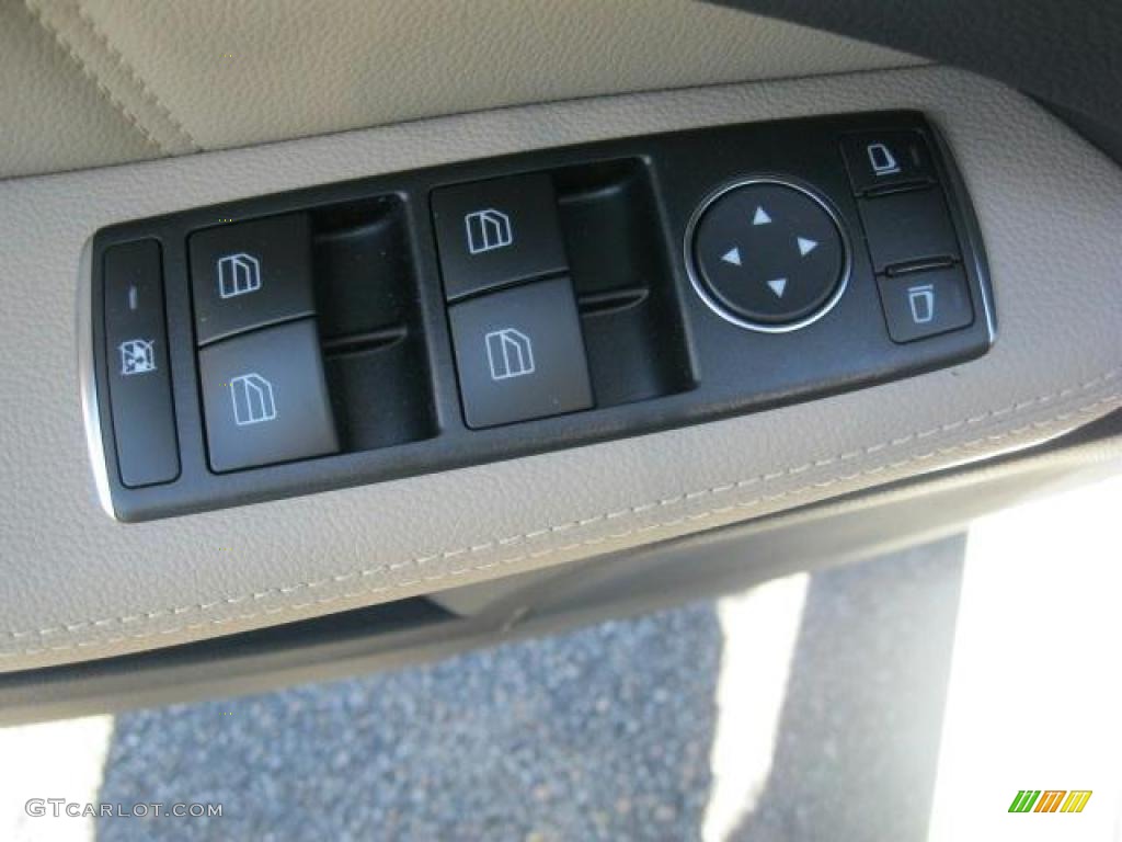 2011 E 350 4Matic Wagon - Arctic White / Almond/Black photo #16