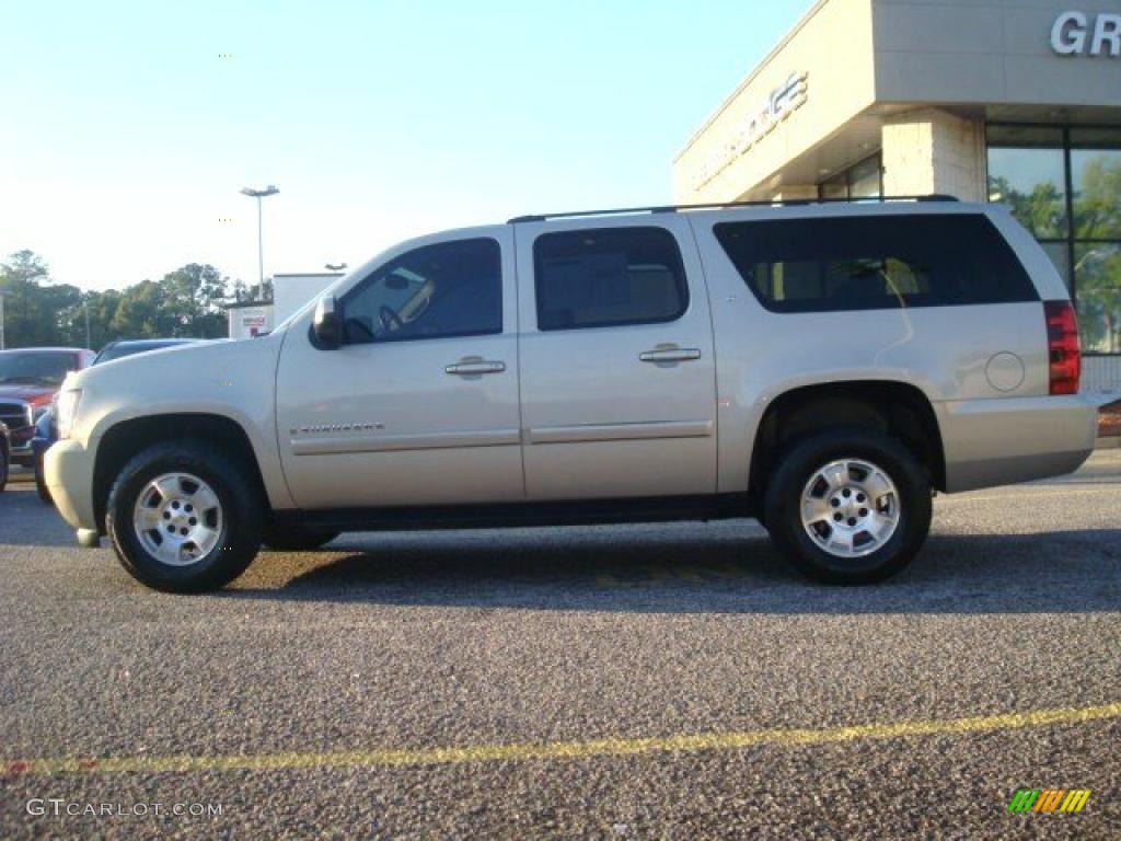 2007 Suburban 1500 LS 4x4 - Silver Birch Metallic / Light Cashmere/Ebony photo #2