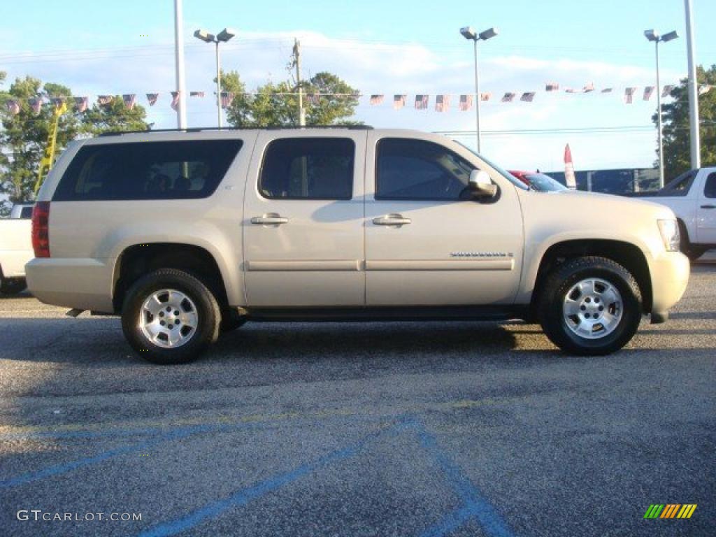 2007 Suburban 1500 LS 4x4 - Silver Birch Metallic / Light Cashmere/Ebony photo #5