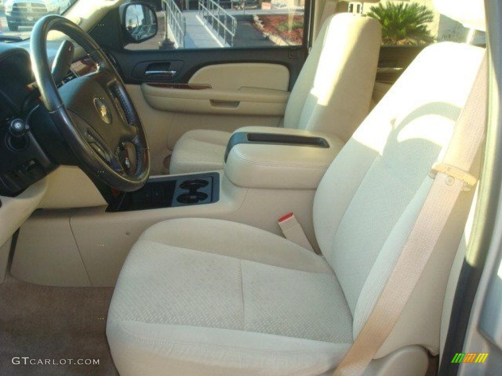 2007 Suburban 1500 LS 4x4 - Silver Birch Metallic / Light Cashmere/Ebony photo #9