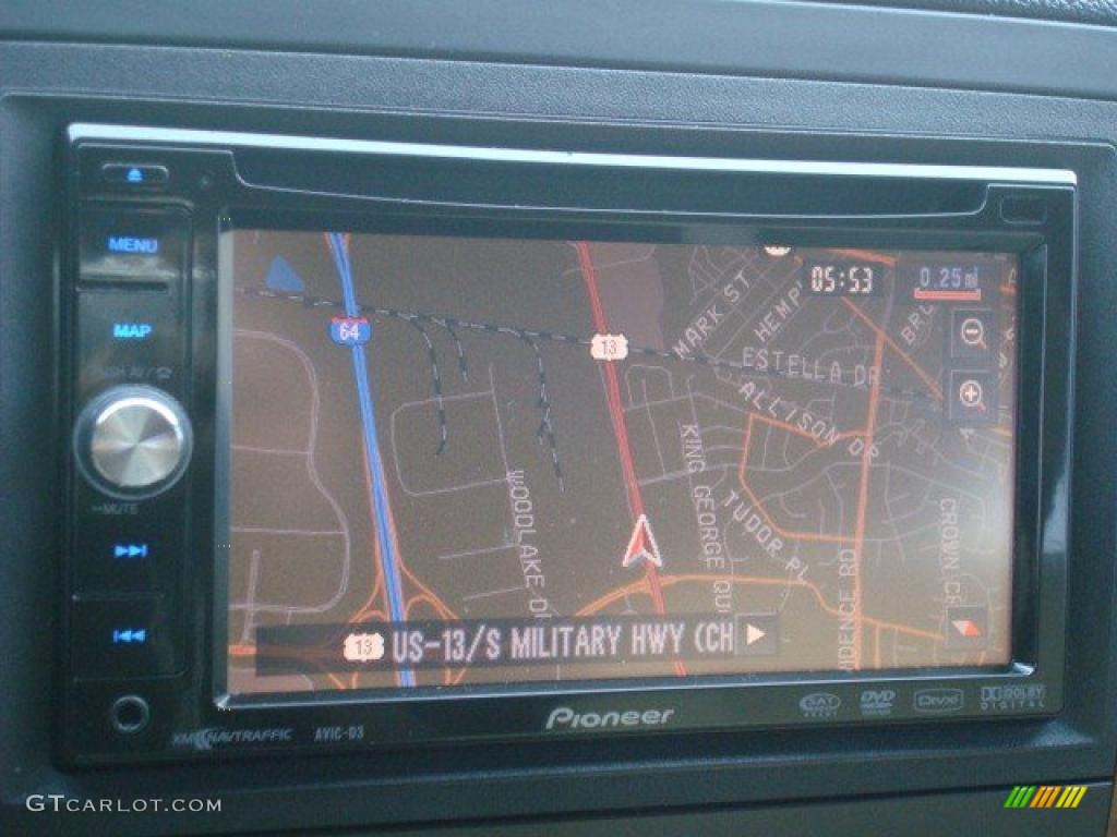 2007 Suburban 1500 LS 4x4 - Silver Birch Metallic / Light Cashmere/Ebony photo #15