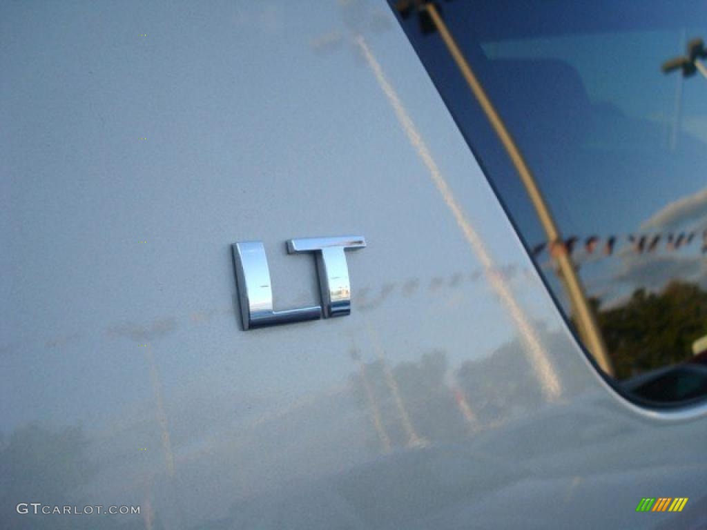 2007 Suburban 1500 LS 4x4 - Silver Birch Metallic / Light Cashmere/Ebony photo #23