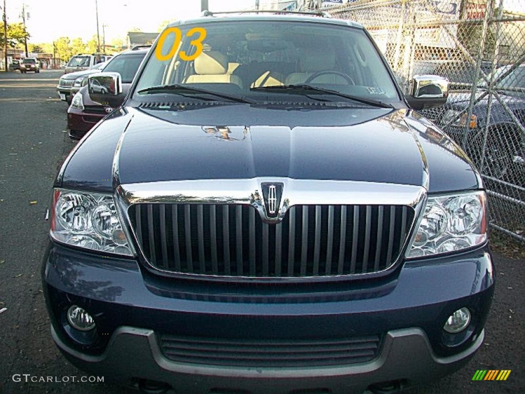 2003 Navigator Luxury 4x4 - Medium Wedgewood Blue Metallic / Light Parchment photo #6