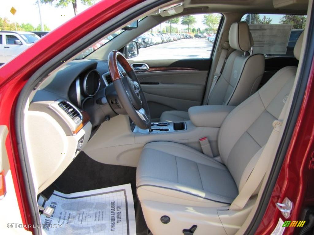 Dark Frost Beige/Light Frost Beige Interior 2011 Jeep Grand Cherokee Overland Photo #37879724