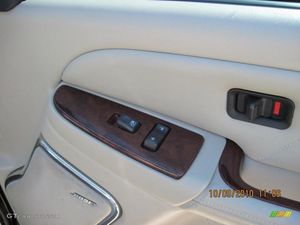 2004 Cadillac Escalade ESV AWD Platinum Edition Controls Photo #37880480