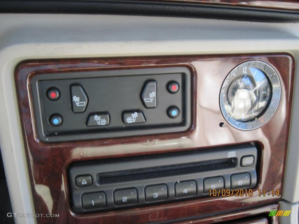 2004 Cadillac Escalade ESV AWD Platinum Edition Controls Photo #37880830