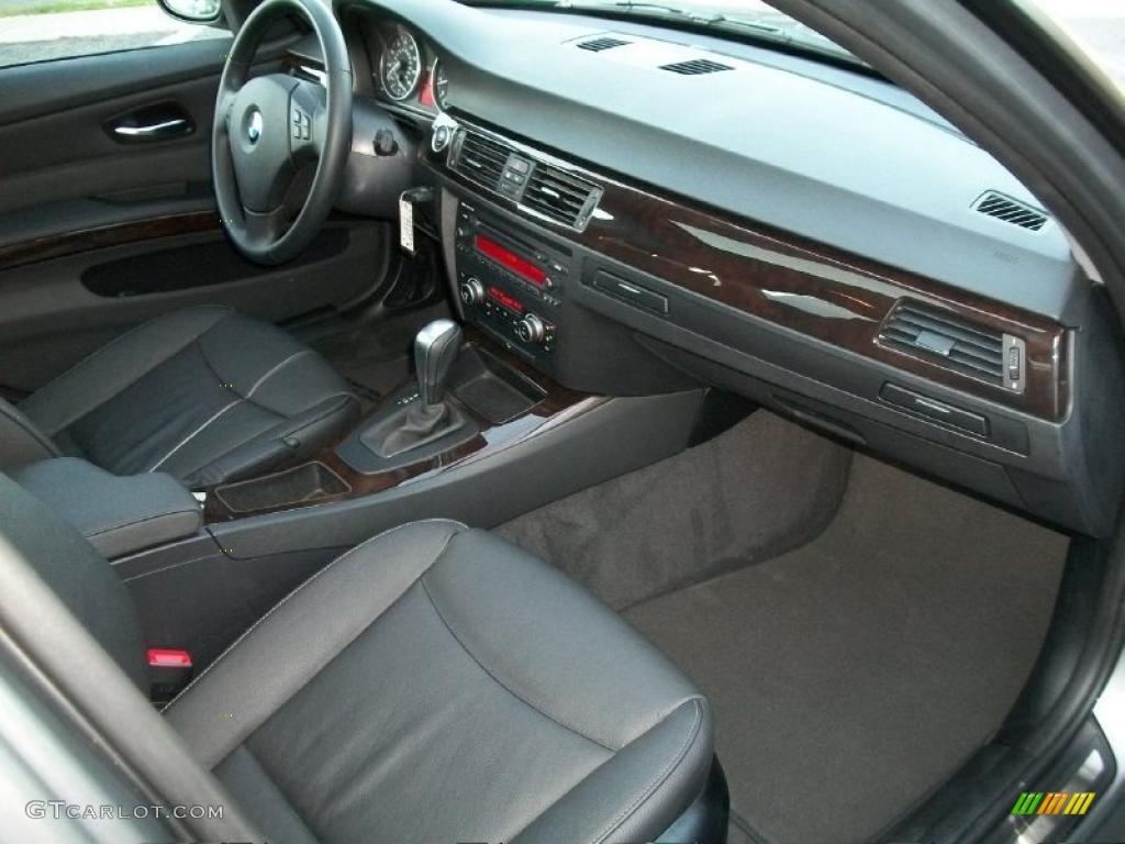 2011 3 Series 328i xDrive Sedan - Space Gray Metallic / Black photo #26