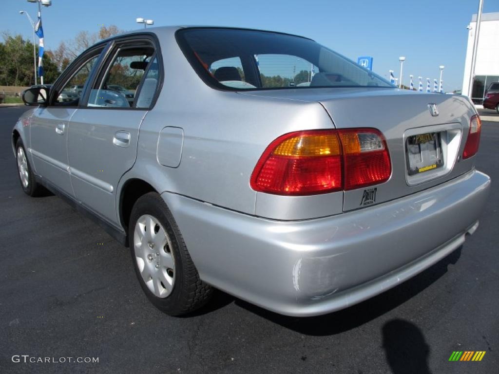 2000 Civic VP Sedan - Vogue Silver Metallic / Gray photo #2